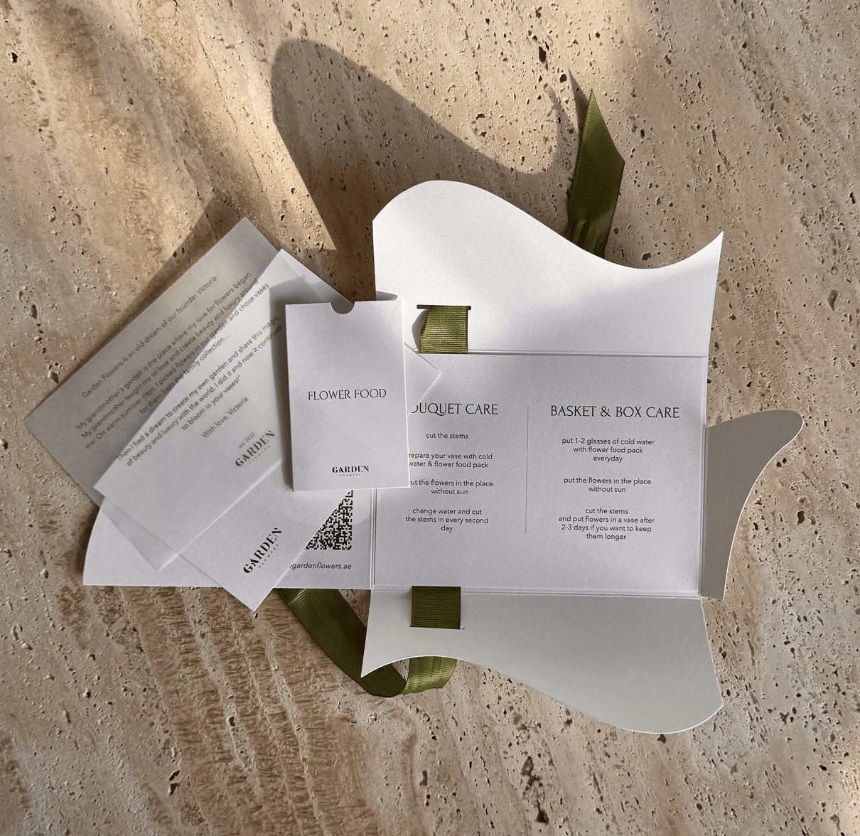 Garden Flowers care package presentation